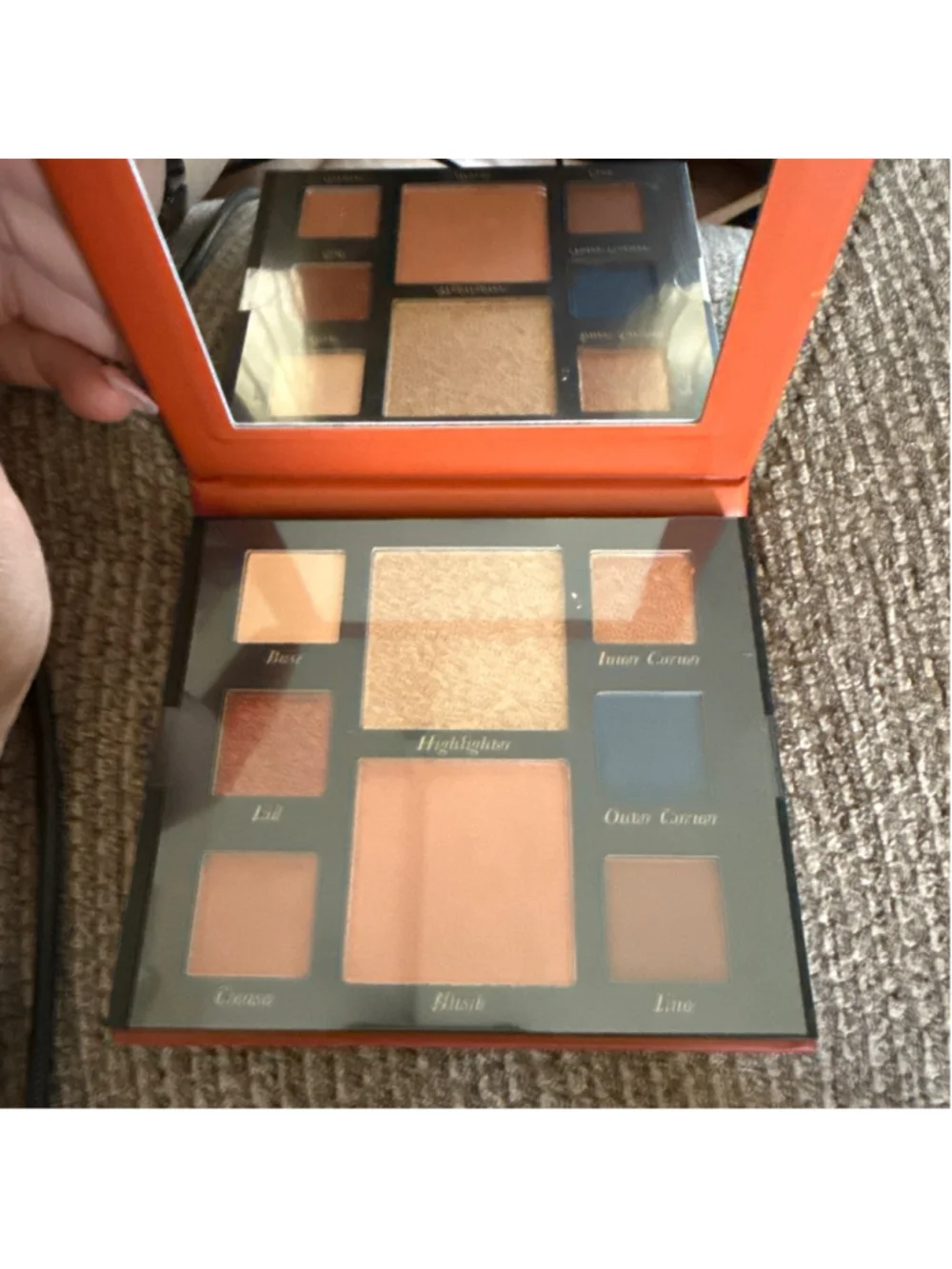 NEW Laura Geller Face Palette - COMMAND THE ROOM - HighLt Blush & EYEShadow